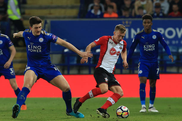 他们通过不 他们通过不